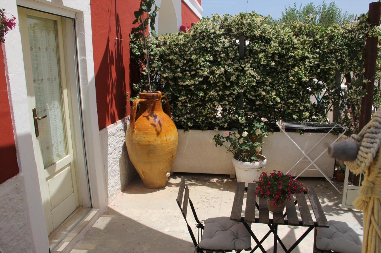 Masseria Trulli Sull'Aia Cisternino Exterior photo