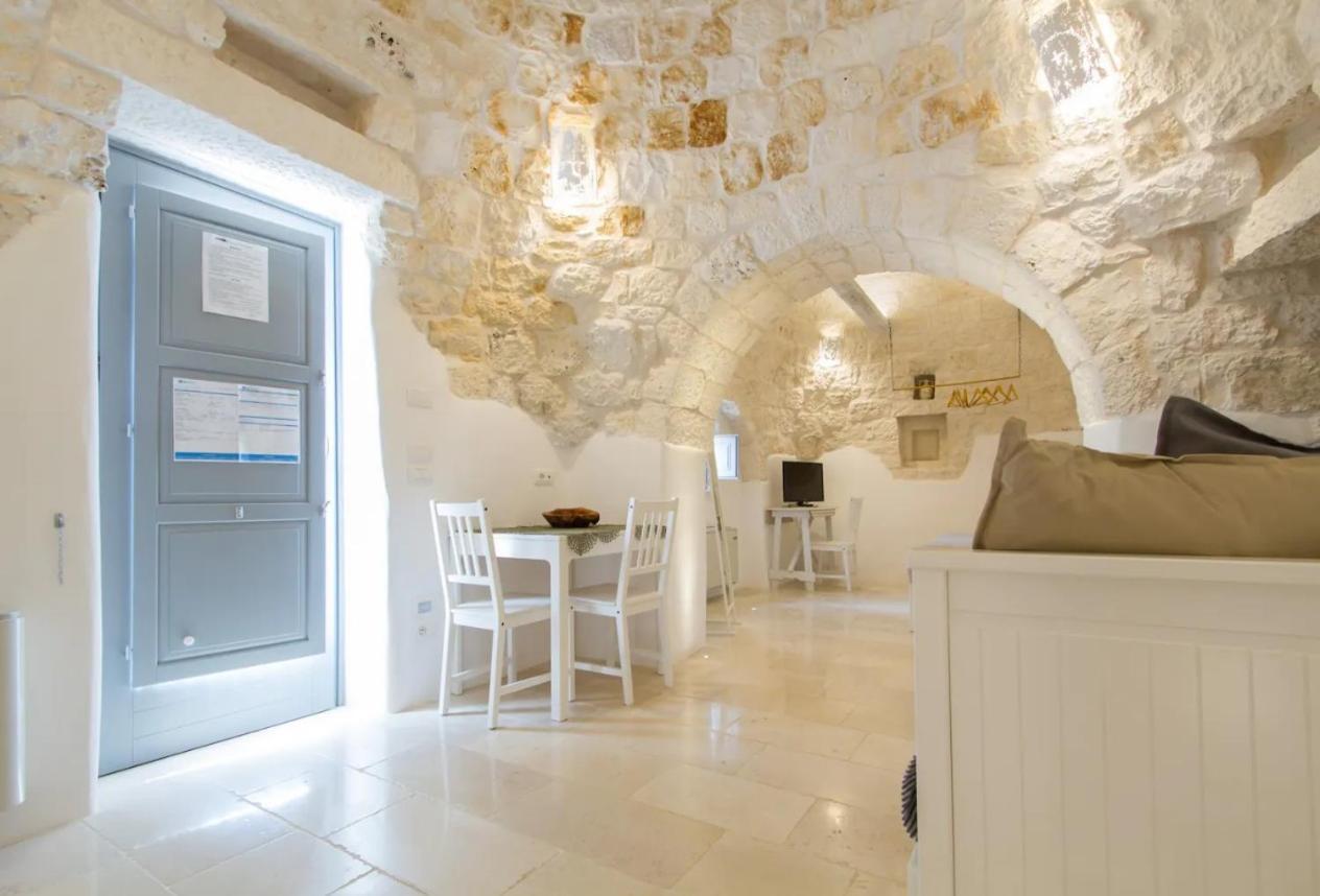 Masseria Trulli Sull'Aia Cisternino Exterior photo